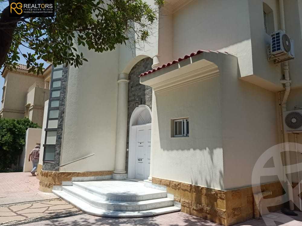 https://aqarmap.com.eg/ar/listing/3842668-for-sale-cairo-el-sheikh-zayed-city-compounds-in-sheikh-zayed-beverly-hills
