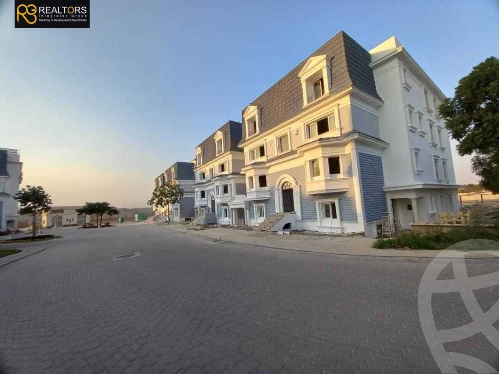 https://aqarmap.com.eg/ar/listing/3857711-for-sale-cairo-6th-of-october-compounds-mountain-view-giza-plateau