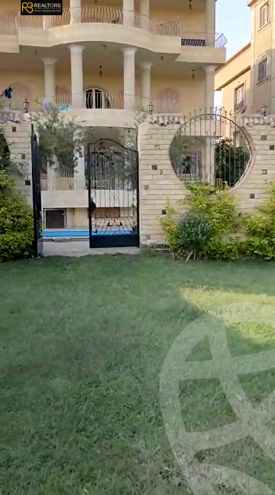 https://aqarmap.com.eg/ar/listing/3868235-for-sale-cairo-6th-of-october-el-tawsaat-el-shamalya-touristic-first-area
