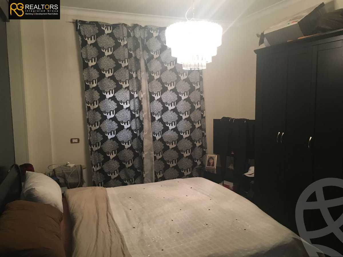 https://aqarmap.com.eg/ar/listing/3871940-for-sale-cairo-el-sheikh-zayed-city-compounds-in-sheikh-zayed-beverly-hills