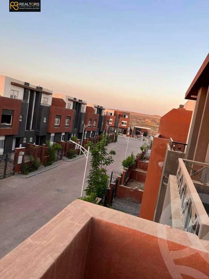https://aqarmap.com.eg/ar/listing/3873147-for-sale-cairo-el-sheikh-zayed-city-compounds-in-sheikh-zayed-continental-residence