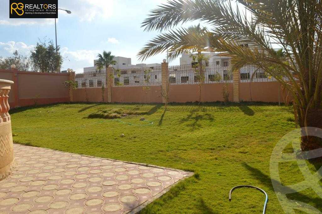 https://aqarmap.com.eg/ar/listing/3875295-for-sale-cairo-el-sheikh-zayed-city-compounds-in-sheikh-zayed-el-safwa