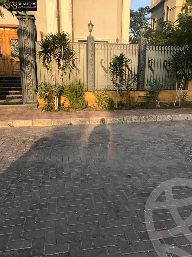 https://aqarmap.com.eg/ar/listing/3877273-for-sale-cairo-6th-of-october-compound-mena-garden-city