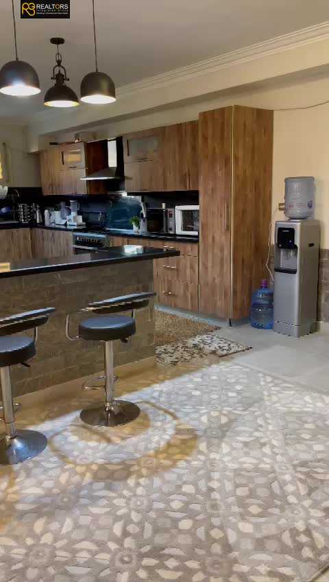 https://aqarmap.com.eg/ar/listing/3877381-for-sale-cairo-el-sheikh-zayed-city-el-hay-eltaseaa-area-3
