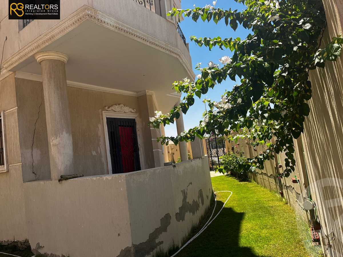 https://aqarmap.com.eg/ar/listing/3881827-for-sale-cairo-el-sheikh-zayed-city-el-hay-elasher-street-100