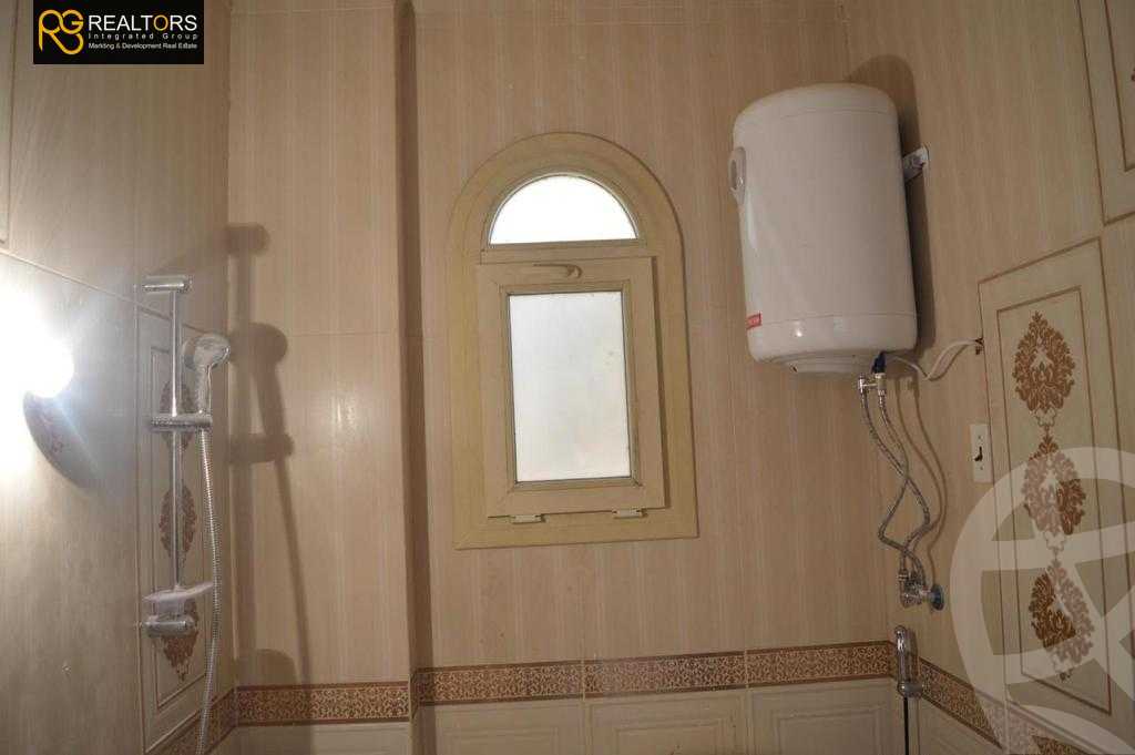 https://aqarmap.com.eg/ar/listing/3881851-for-sale-cairo-el-sheikh-zayed-city-compounds-in-sheikh-zayed-el-safwa