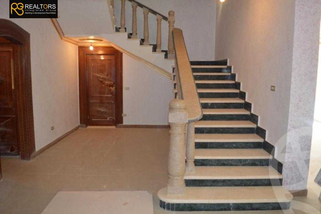 https://aqarmap.com.eg/ar/listing/3881851-for-sale-cairo-el-sheikh-zayed-city-compounds-in-sheikh-zayed-el-safwa
