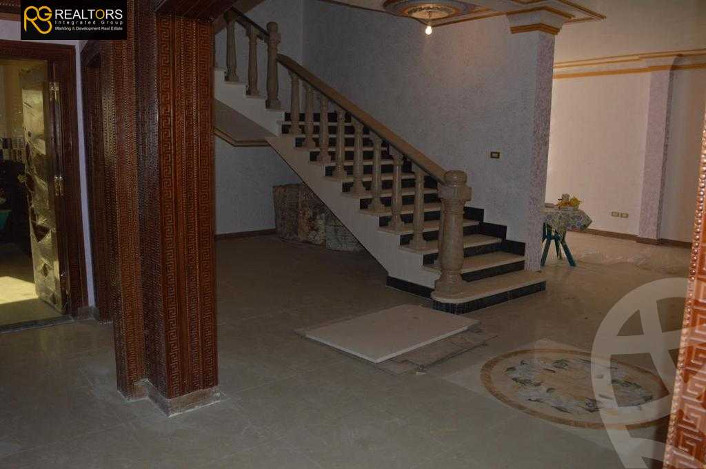 https://aqarmap.com.eg/ar/listing/3881851-for-sale-cairo-el-sheikh-zayed-city-compounds-in-sheikh-zayed-el-safwa