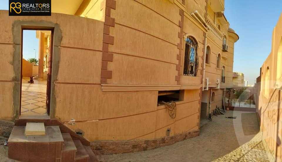 https://aqarmap.com.eg/ar/listing/3883329-for-sale-cairo-el-sheikh-zayed-city-el-hay-el-thaleth-ashaer-shr-35