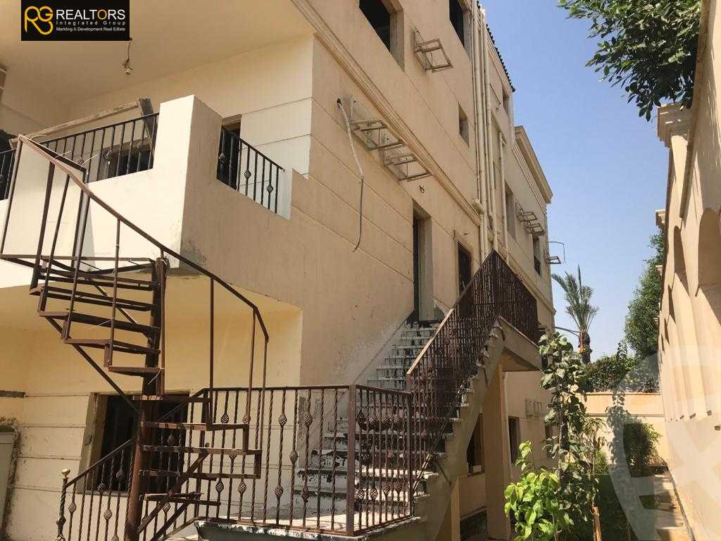 https://aqarmap.com.eg/ar/listing/3883386-for-sale-cairo-el-sheikh-zayed-city-el-hay-el-thaleth-ashaer-lhy-lthlth-shr