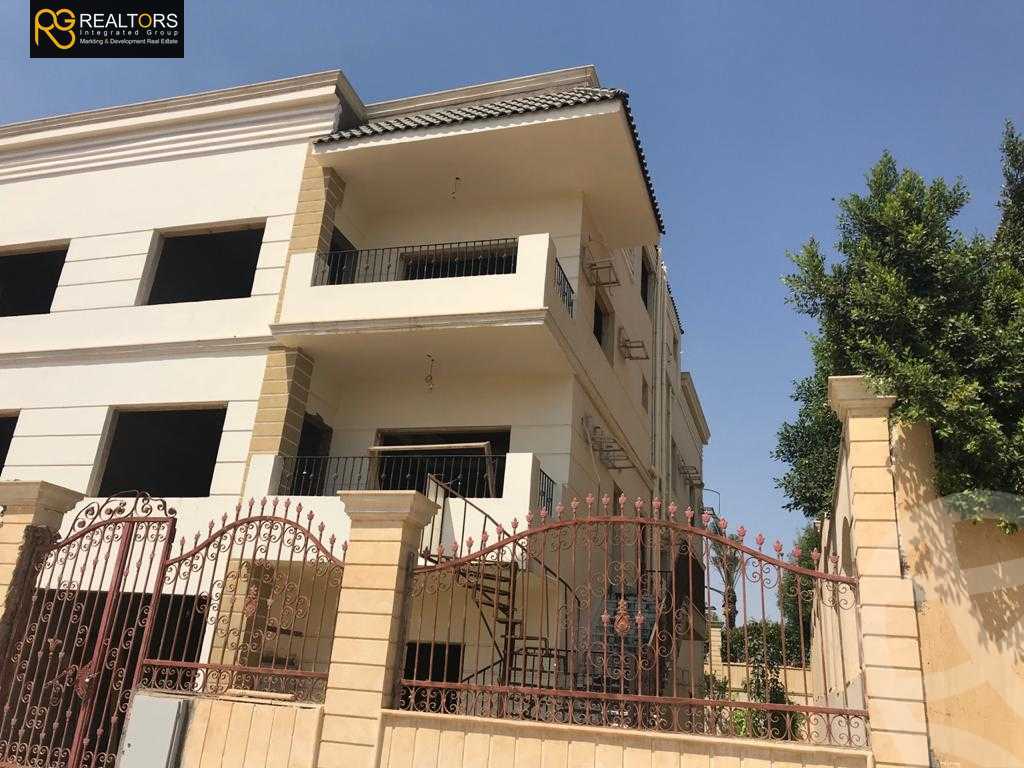 https://aqarmap.com.eg/ar/listing/3883386-for-sale-cairo-el-sheikh-zayed-city-el-hay-el-thaleth-ashaer-lhy-lthlth-shr