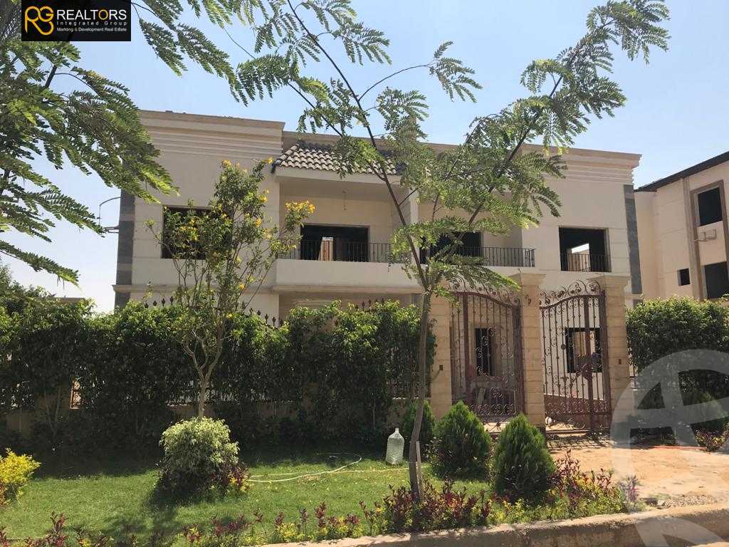 https://aqarmap.com.eg/ar/listing/3883386-for-sale-cairo-el-sheikh-zayed-city-el-hay-el-thaleth-ashaer-lhy-lthlth-shr