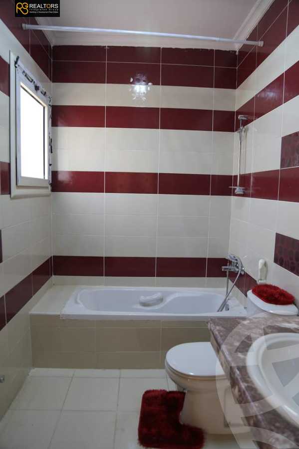 https://aqarmap.com.eg/ar/listing/3883548-for-sale-cairo-6th-of-october-compound-rwyl-fly