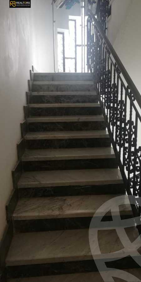 https://aqarmap.com.eg/ar/listing/3885182-for-sale-cairo-6th-of-october-compound-mena-garden-city