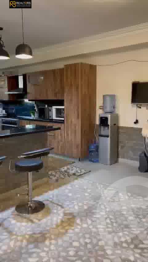 https://aqarmap.com.eg/ar/listing/3887049-for-sale-cairo-el-sheikh-zayed-city-el-hay-eltaseaa-area-3
