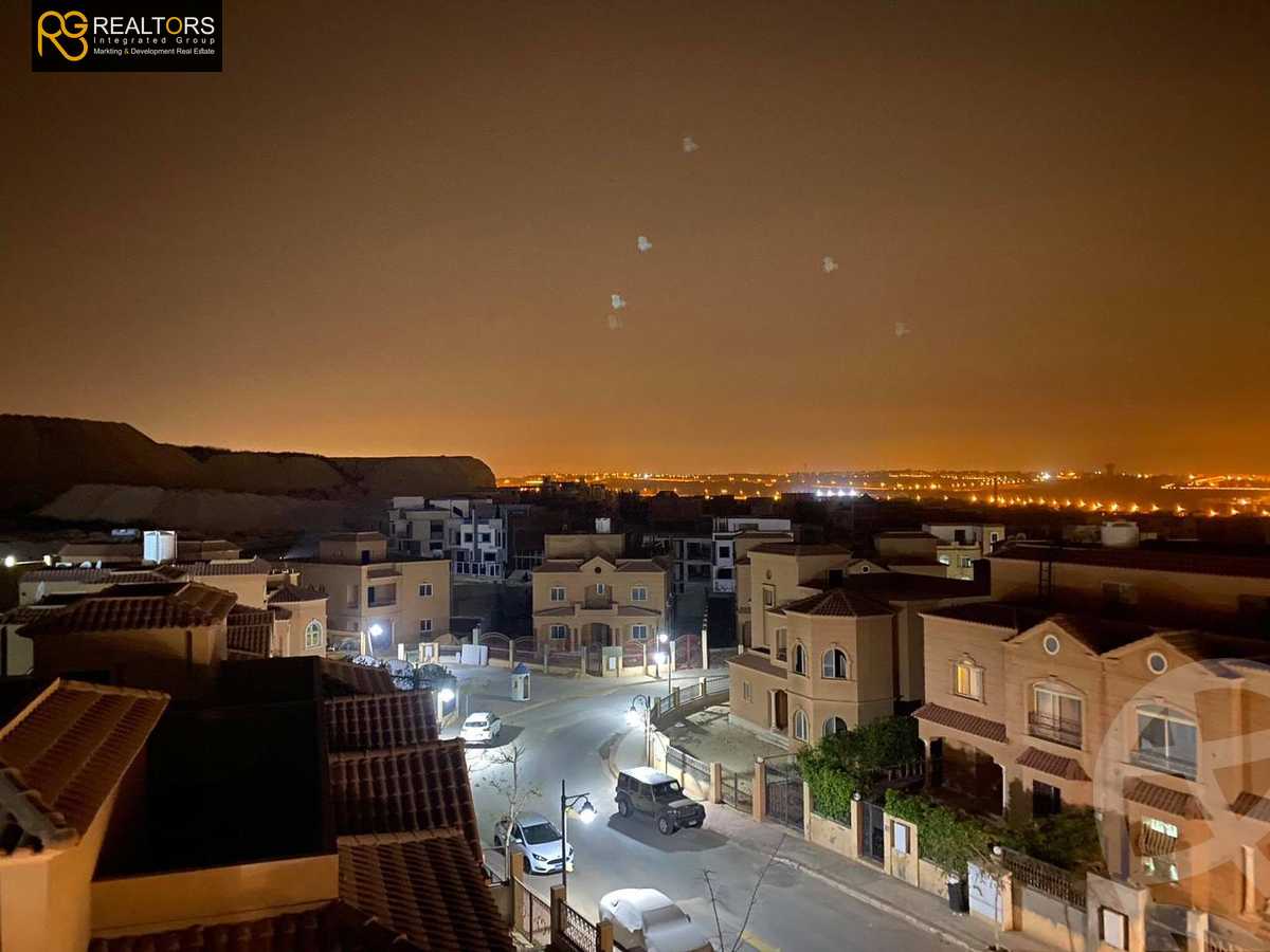 https://aqarmap.com.eg/ar/listing/3887050-for-sale-cairo-6th-of-october-compounds-brnsys