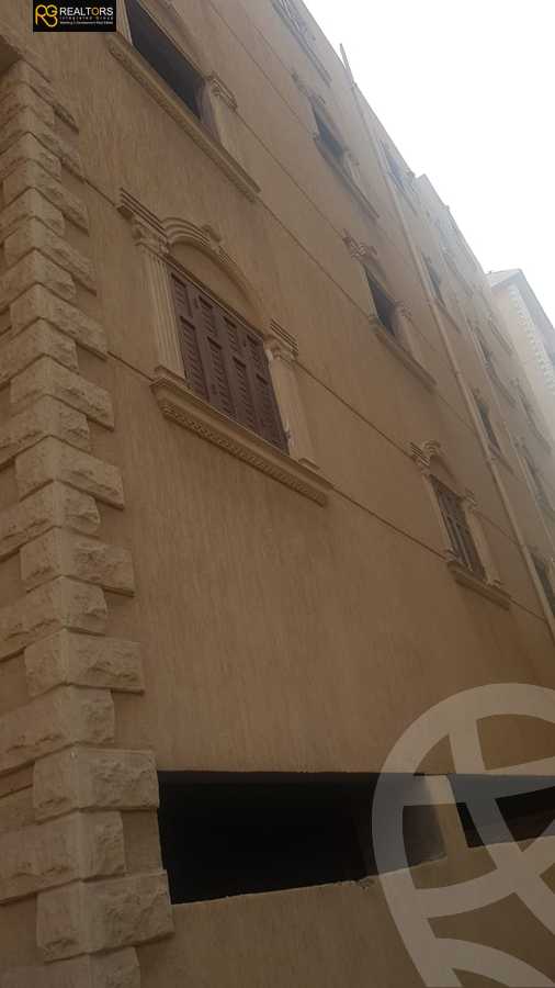 https://aqarmap.com.eg/ar/listing/3892974-for-sale-cairo-6th-of-october-el-ahyaa-neighborhood-5th-no-3-st