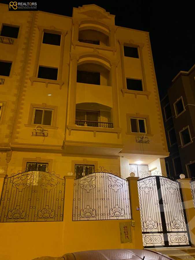 https://aqarmap.com.eg/ar/listing/3894116-for-sale-cairo-6th-of-october-el-tawsaat-el-shamalya-touristic-first-area