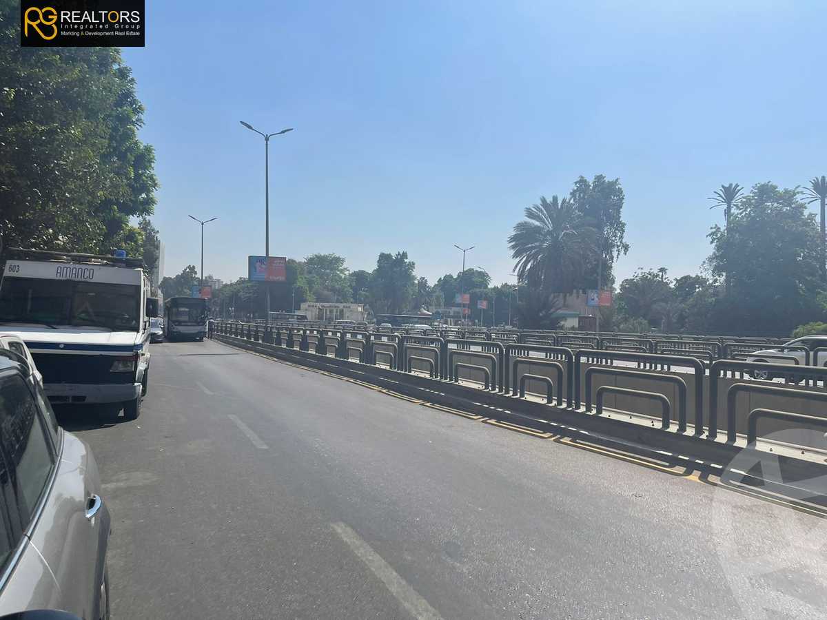 https://aqarmap.com.eg/ar/listing/3904600-for-sale-cairo-ljyz-shareaa-morad  charel degol