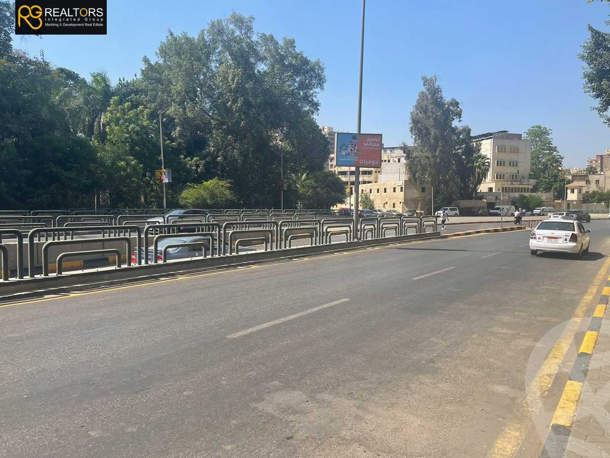 https://aqarmap.com.eg/ar/listing/3904600-for-sale-cairo-ljyz-shareaa-morad  charel degol