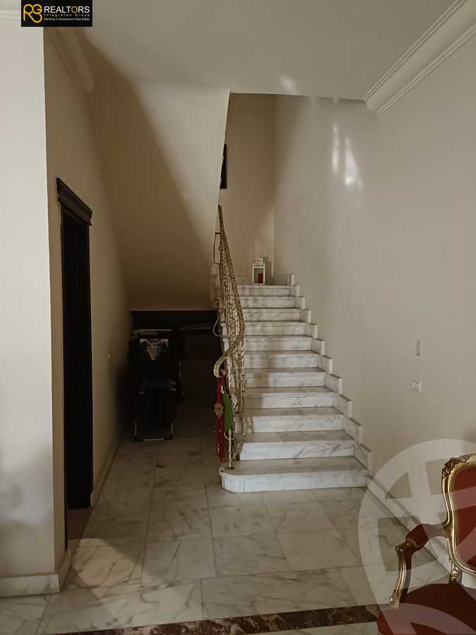 https://aqarmap.com.eg/en/listing/3926850-for-sale-cairo-6th-of-october-compound-rwyl-fly