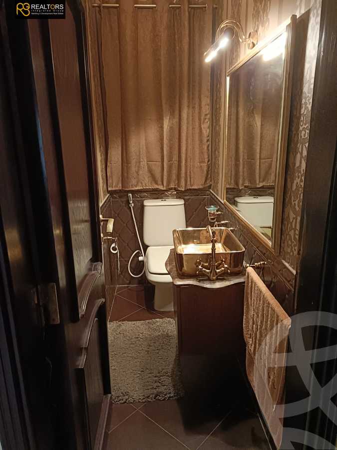 https://aqarmap.com.eg/en/listing/3926850-for-sale-cairo-6th-of-october-compound-rwyl-fly