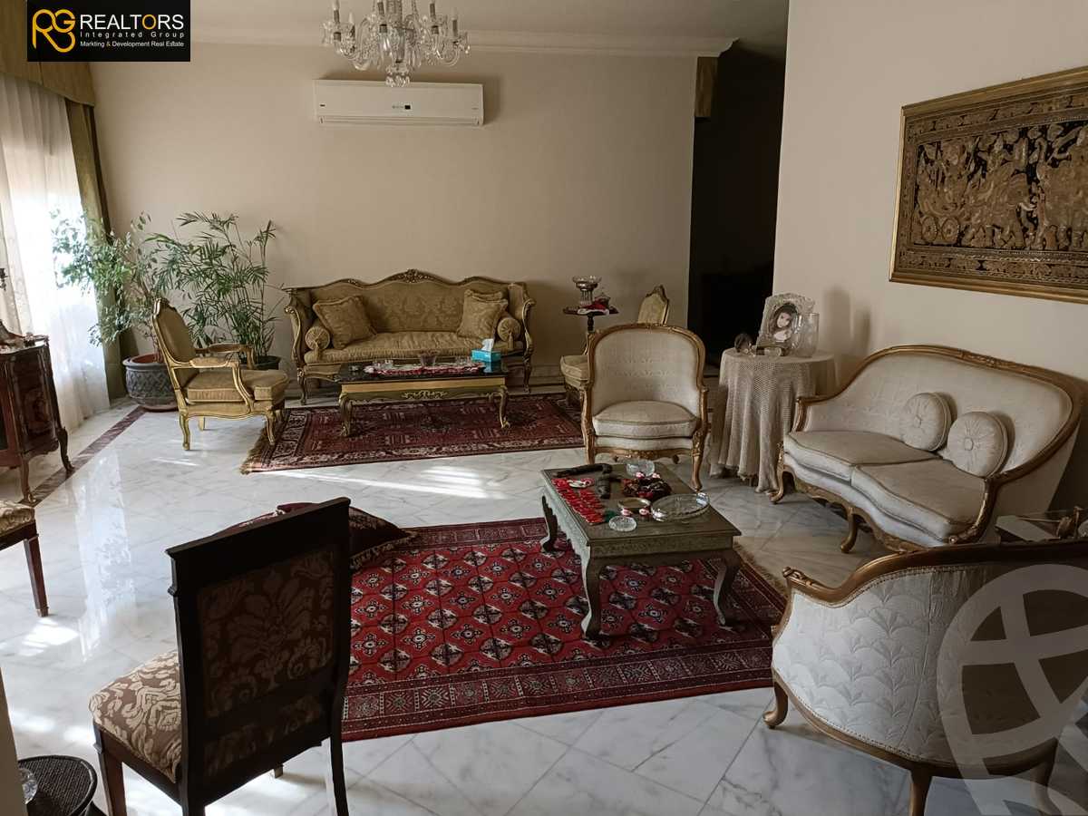 https://aqarmap.com.eg/en/listing/3926850-for-sale-cairo-6th-of-october-compound-rwyl-fly