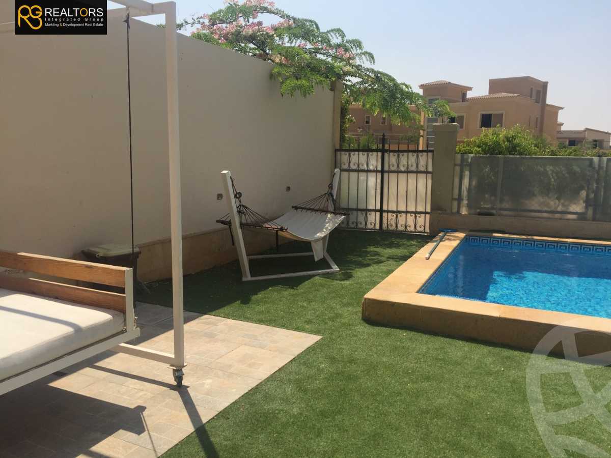 https://aqarmap.com.eg/ar/listing/3934941-for-sale-cairo-el-sheikh-zayed-city-compounds-in-sheikh-zayed-royal-meadows