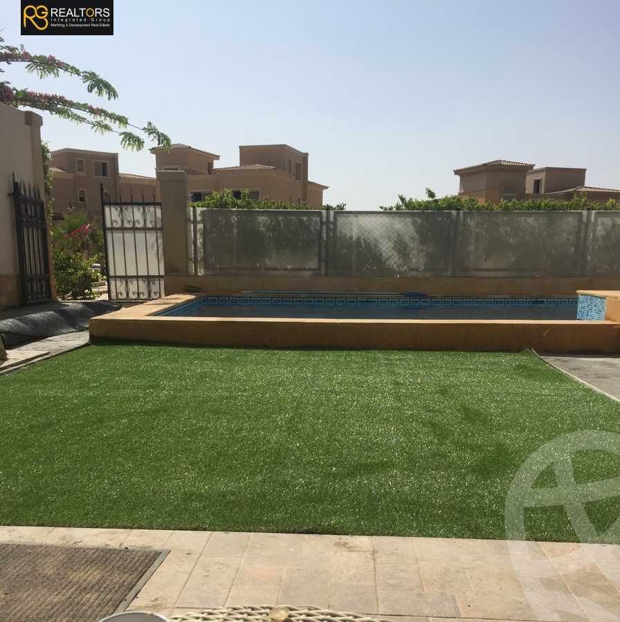 https://aqarmap.com.eg/ar/listing/3934941-for-sale-cairo-el-sheikh-zayed-city-compounds-in-sheikh-zayed-royal-meadows
