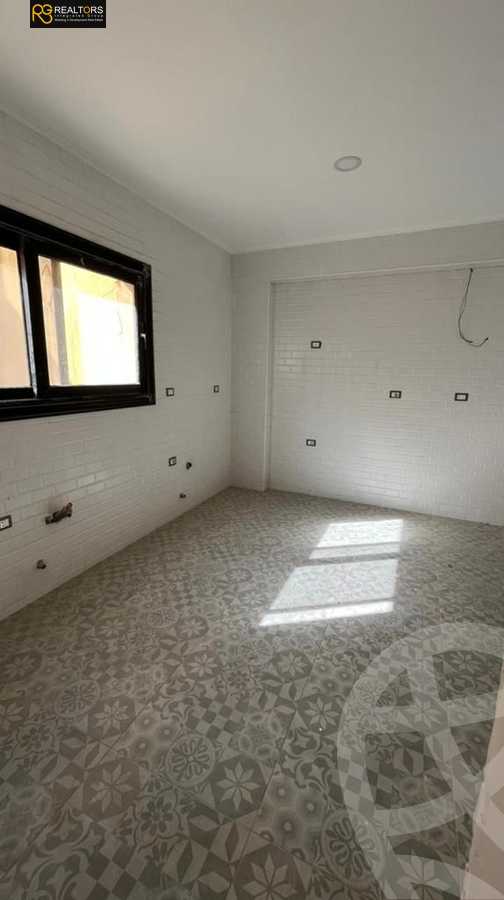 https://aqarmap.com.eg/ar/listing/3951084-for-sale-roaya-compound-zayed