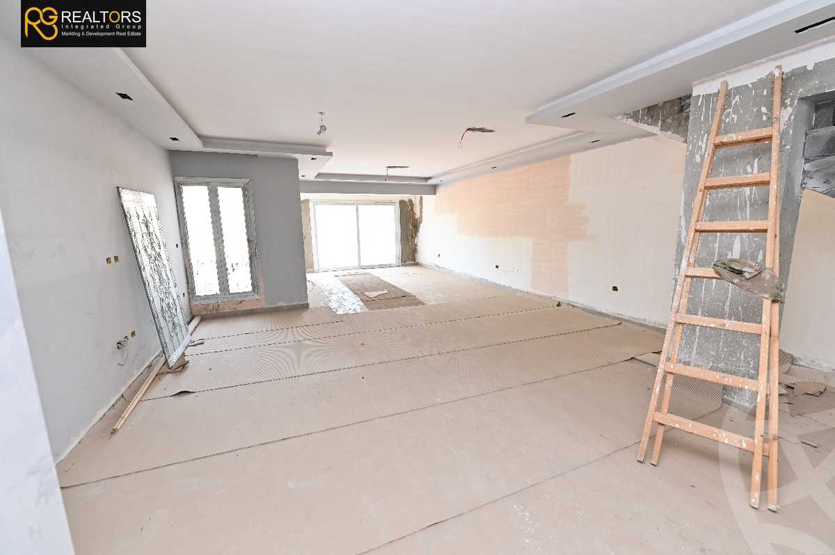 https://aqarmap.com.eg/ar/listing/3954279-for-sale-cairo-6th-of-october-compounds-mountain-view-giza-plateau