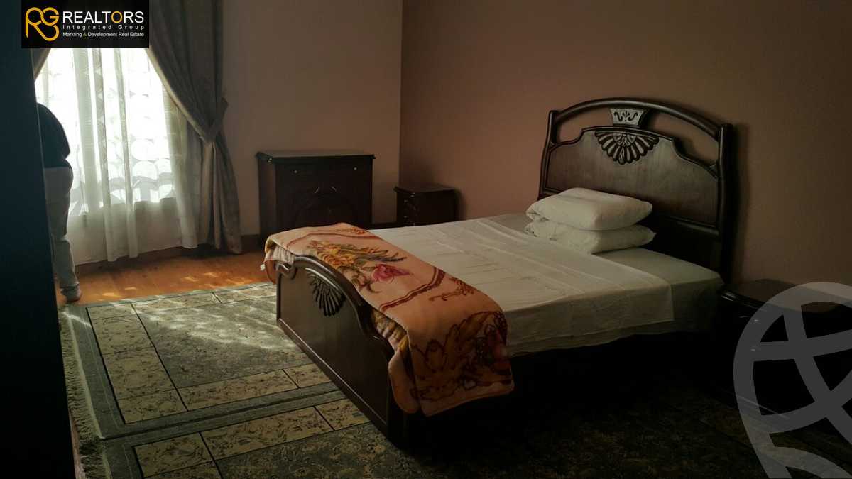 https://aqarmap.com.eg/ar/listing/3984359-for-sale-cairo-el-sheikh-zayed-city-compounds-in-sheikh-zayed-rich-mont
