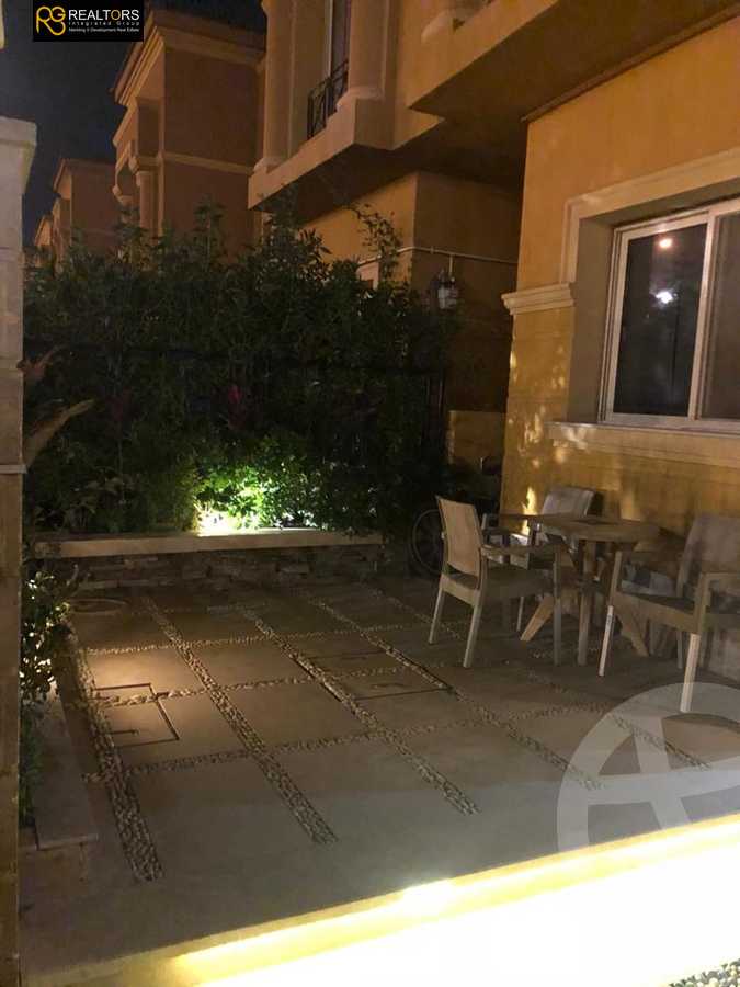 https://aqarmap.com.eg/ar/listing/3997780-for-sale-cairo-el-sheikh-zayed-city-compounds-in-sheikh-zayed-royal-meadows