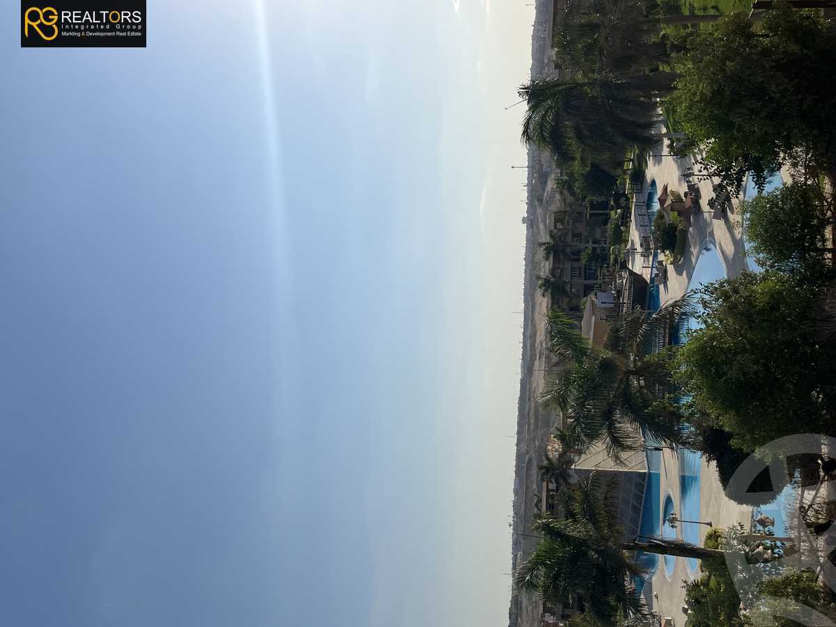 https://aqarmap.com.eg/ar/listing/4011834-for-sale-cairo-el-sheikh-zayed-city-compounds-in-sheikh-zayed-pyramids-walk