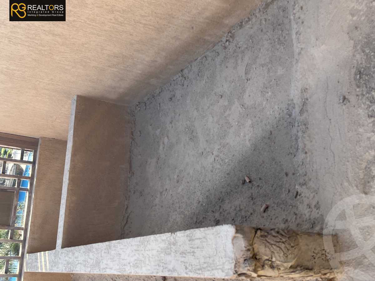 https://aqarmap.com.eg/ar/listing/4011834-for-sale-cairo-el-sheikh-zayed-city-compounds-in-sheikh-zayed-pyramids-walk