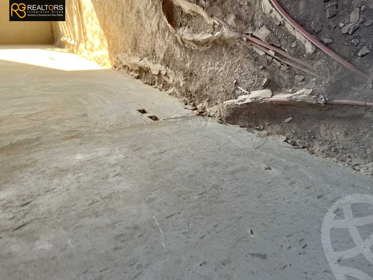 https://aqarmap.com.eg/ar/listing/4011834-for-sale-cairo-el-sheikh-zayed-city-compounds-in-sheikh-zayed-pyramids-walk