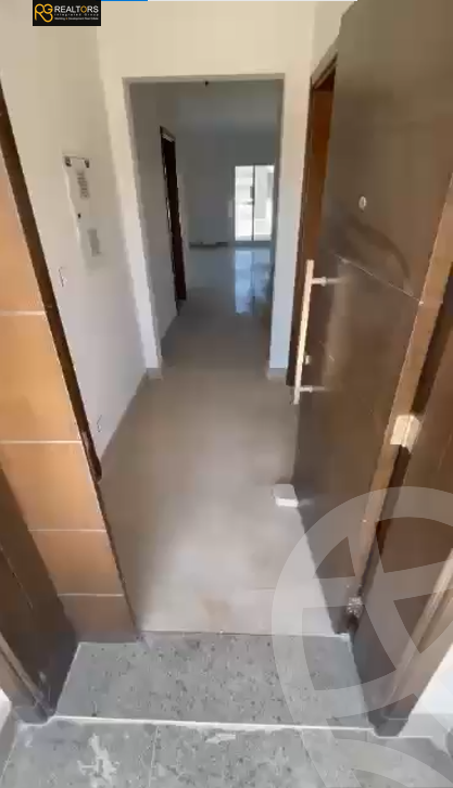 https://aqarmap.com.eg/ar/listing/4012944-for-sale-cairo-el-sheikh-zayed-city-compounds-in-sheikh-zayed-etapa
