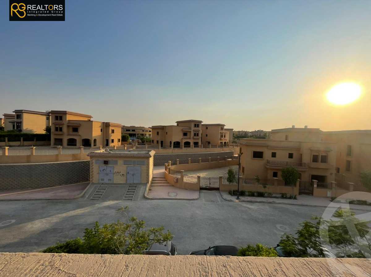 https://aqarmap.com.eg/ar/listing/4021610-for-sale-cairo-6th-of-october-compound-rihana