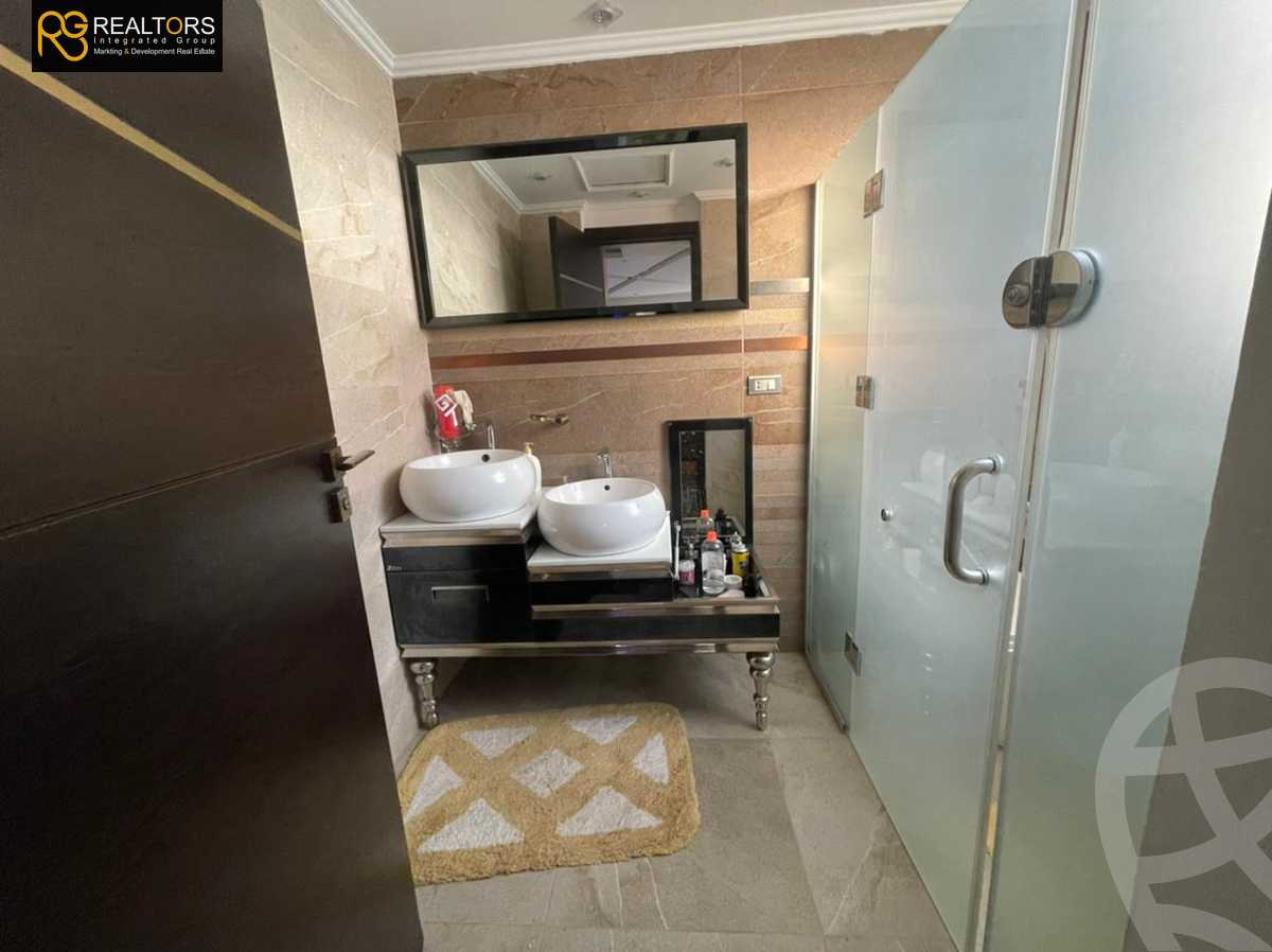 https://aqarmap.com.eg/ar/listing/4021610-for-sale-cairo-6th-of-october-compound-rihana