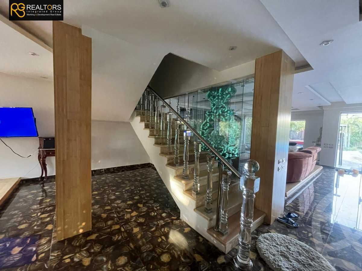 https://aqarmap.com.eg/ar/listing/4021610-for-sale-cairo-6th-of-october-compound-rihana
