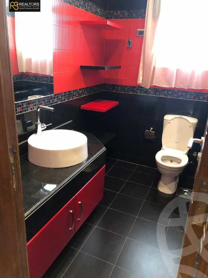 https://aqarmap.com.eg/ar/listing/4027552-for-sale-cairo-6th-of-october-compound-el-worod
