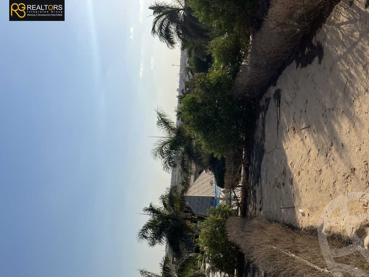 https://aqarmap.com.eg/en/listing/4037134-for-sale-cairo-el-sheikh-zayed-city-compounds-in-sheikh-zayed-pyramids-walk