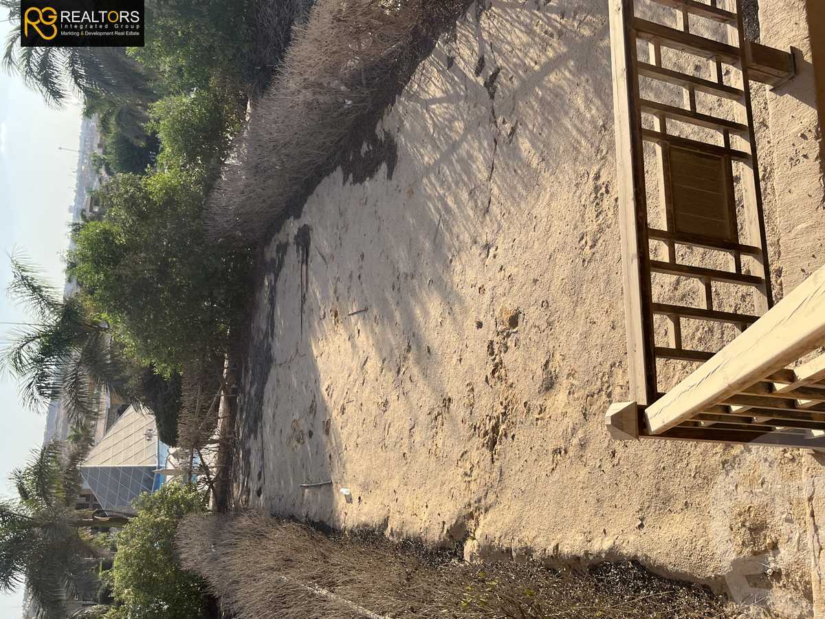 https://aqarmap.com.eg/en/listing/4037134-for-sale-cairo-el-sheikh-zayed-city-compounds-in-sheikh-zayed-pyramids-walk