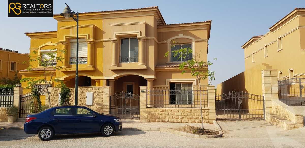 https://aqarmap.com.eg/en/listing/4038594-for-sale-cairo-el-sheikh-zayed-city-compounds-in-sheikh-zayed-royal-meadows