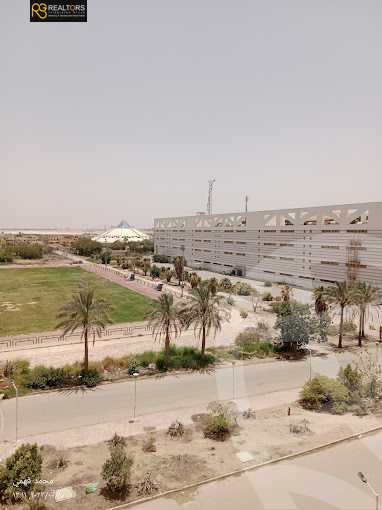 https://aqarmap.com.eg/ar/listing/4051256-for-sale-cairo-6th-of-october-compounds-l-fyd-lbstn