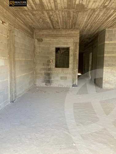 https://aqarmap.com.eg/en/listing/4053186-for-sale-cairo-el-sheikh-zayed-city-compounds-in-sheikh-zayed-palm-hills-october-golf-extension