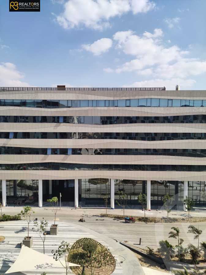 https://aqarmap.com.eg/ar/listing/4056823-for-rent-cairo-el-sheikh-zayed-city-compounds-in-sheikh-zayed-beverly-hills