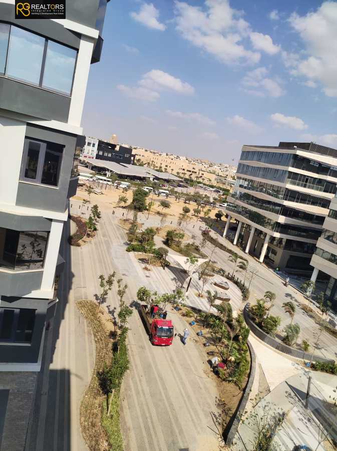 https://aqarmap.com.eg/ar/listing/4056823-for-rent-cairo-el-sheikh-zayed-city-compounds-in-sheikh-zayed-beverly-hills