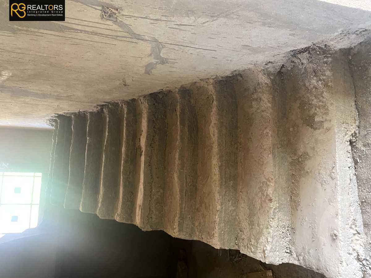 https://aqarmap.com.eg/ar/listing/4056842-for-sale-cairo-6th-of-october-compound-rihana
