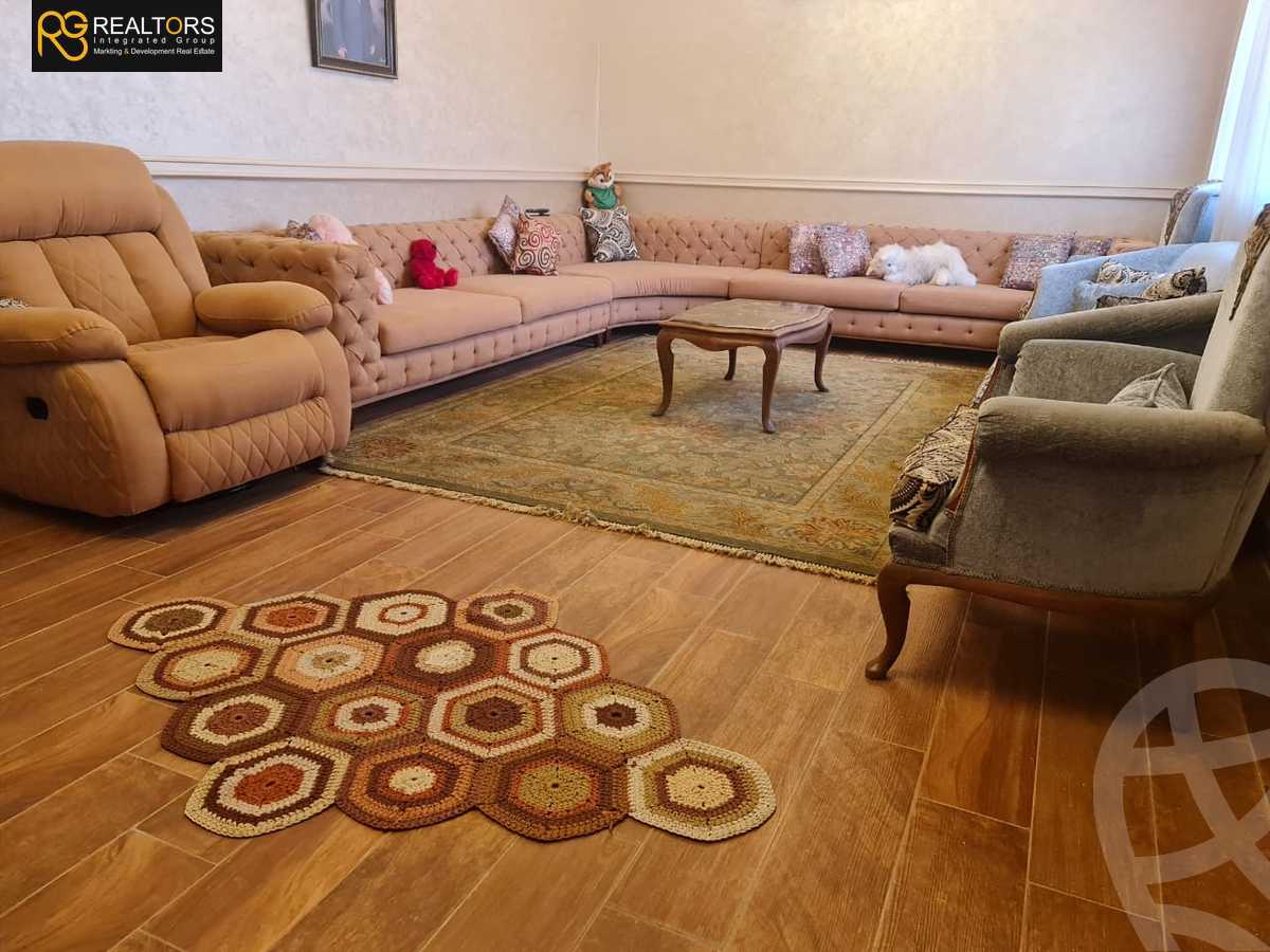https://aqarmap.com.eg/en/listing/4070136-for-sale-cairo-6th-of-october-compound-joya